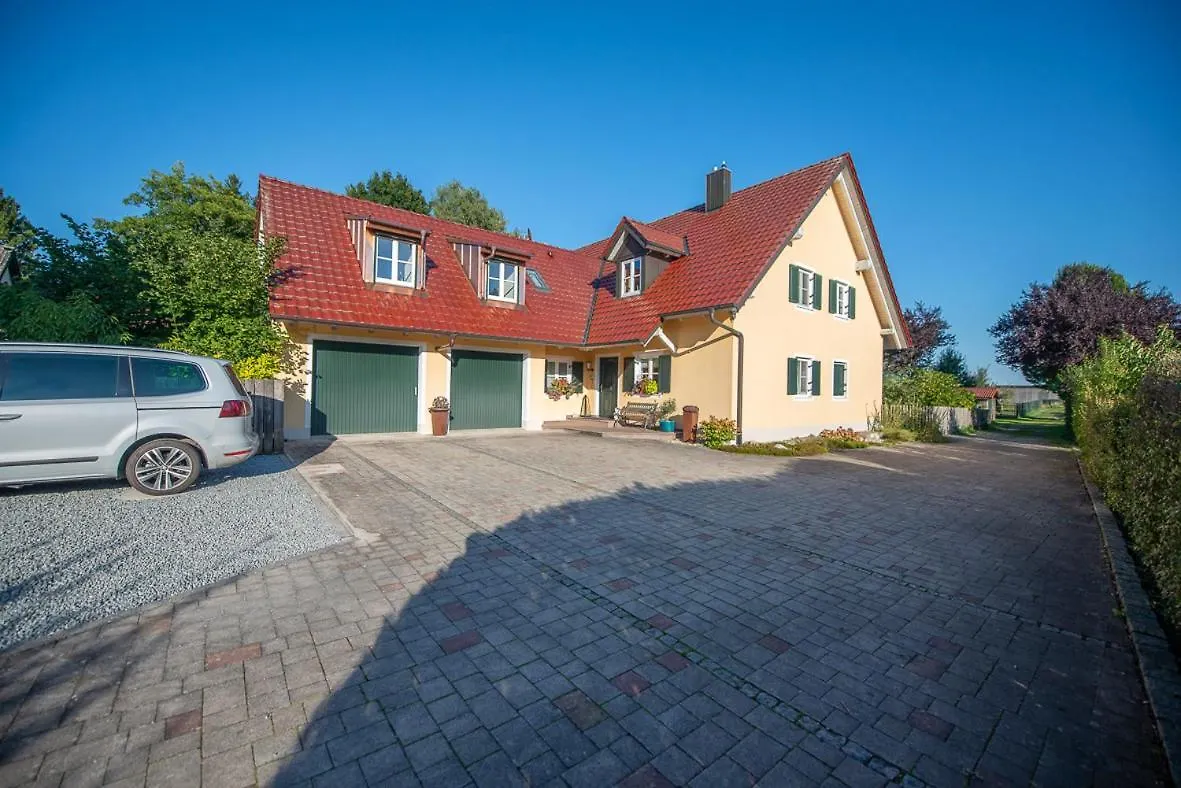 Einzigartige Naturoase Im Sueden Von Ingolstadt Brautlach 0*,  Tyskland